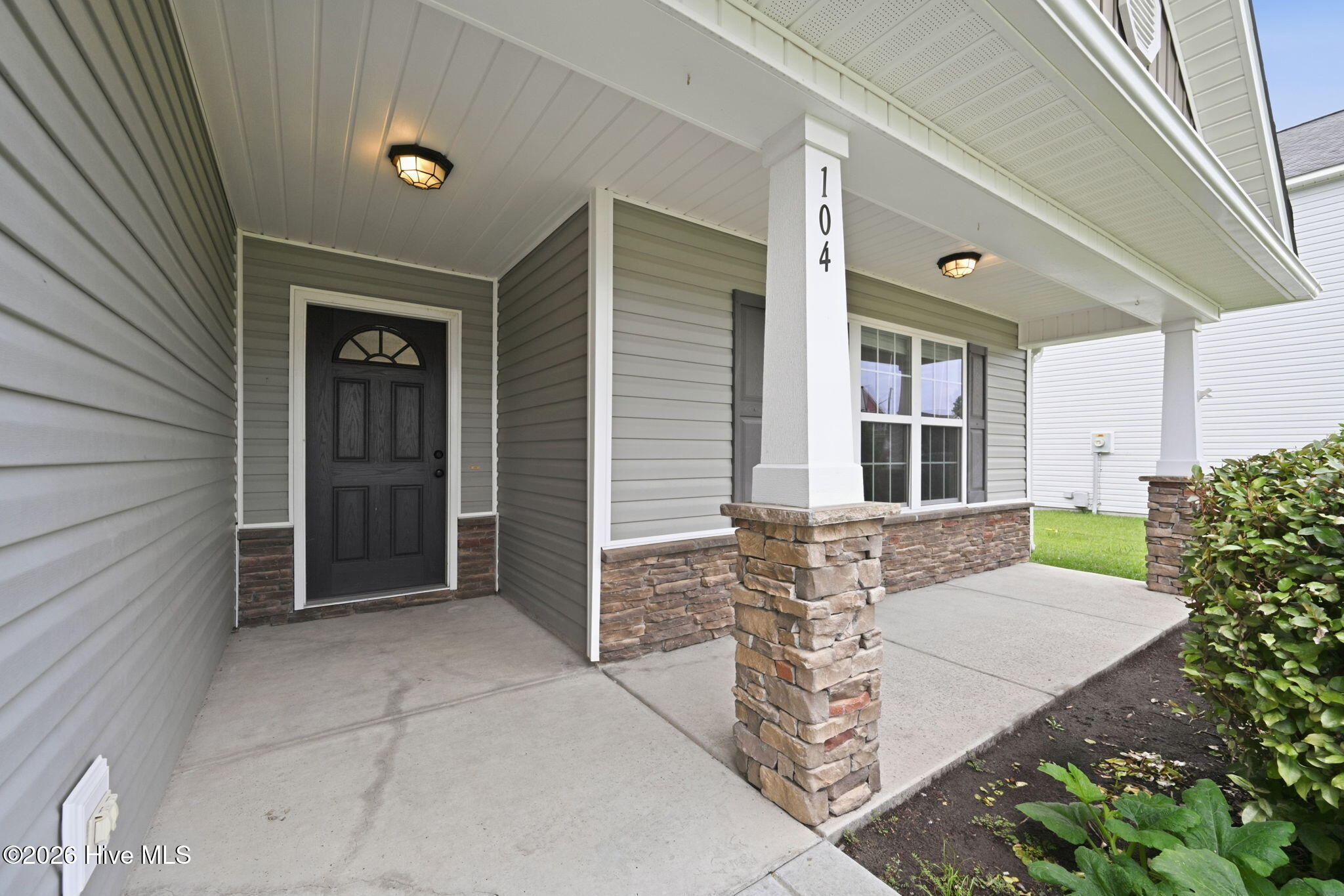 104 Cavalier Drive