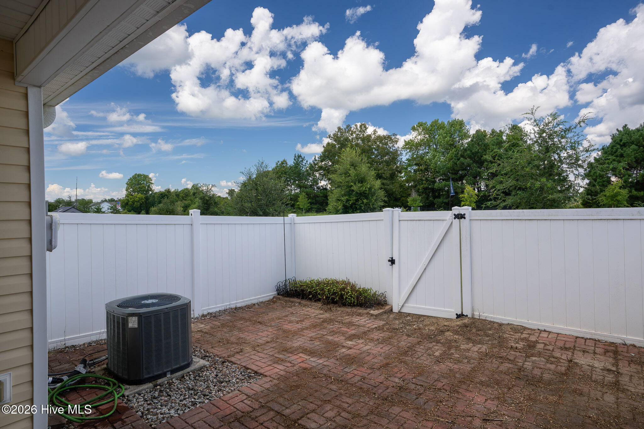 106 Parrot Landing Drive