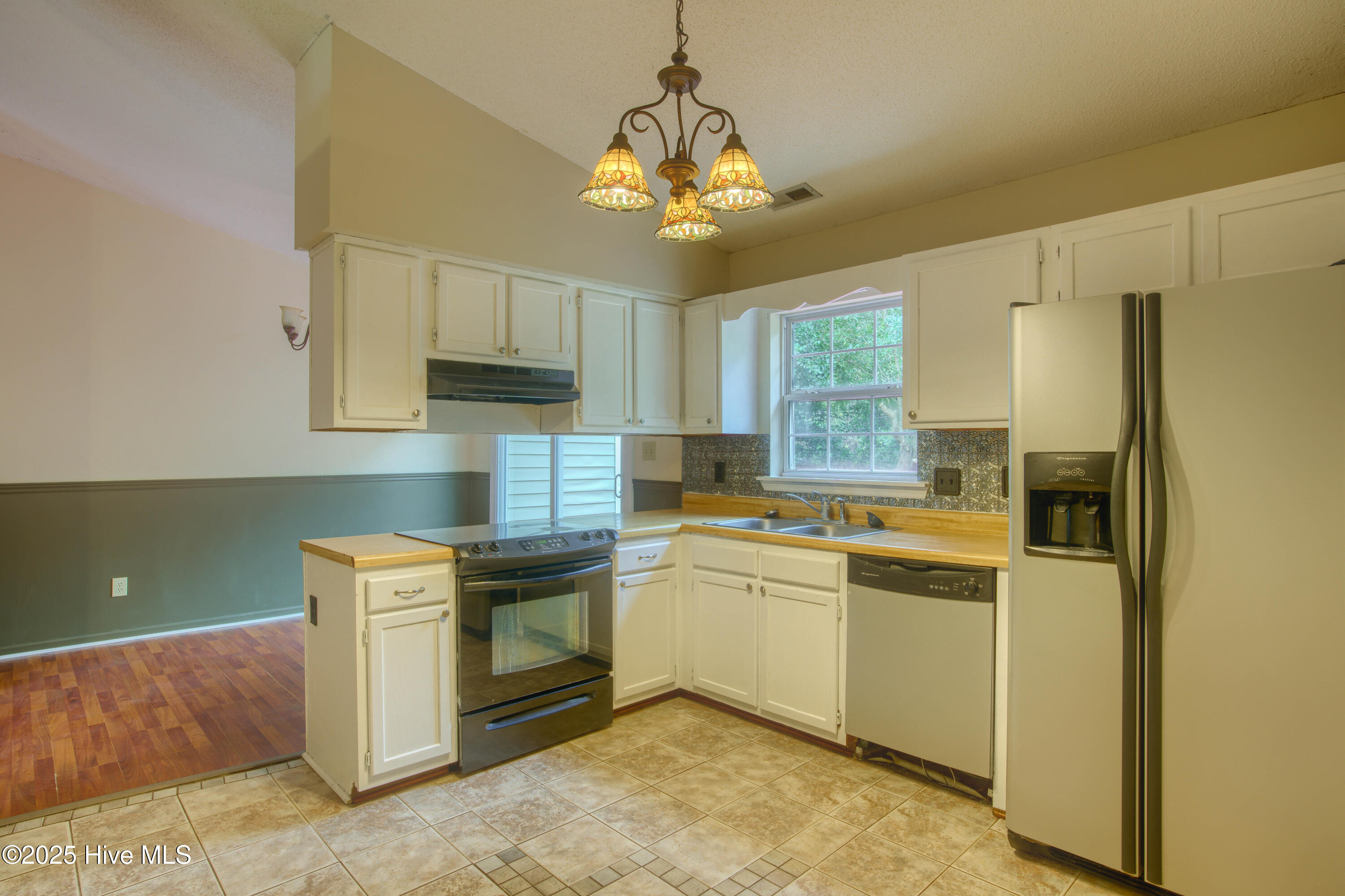 303 Sedgefield Court