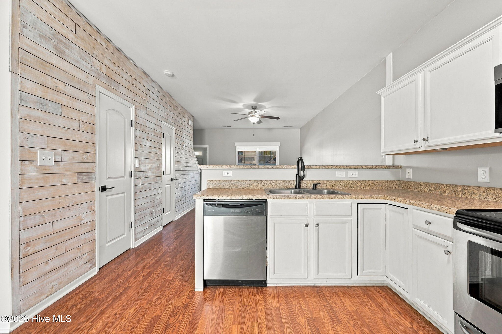 506 Oyster Rock Lane