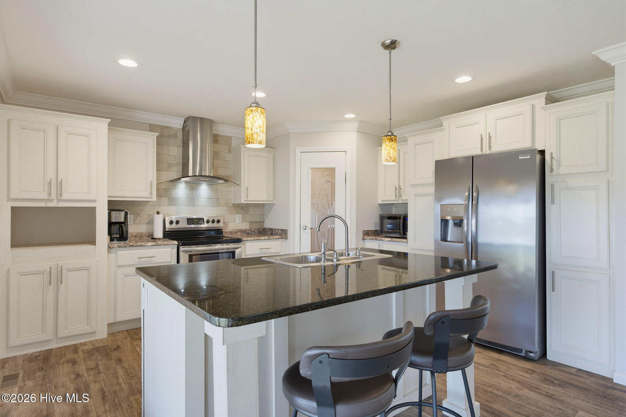 1406 White Oak River Road