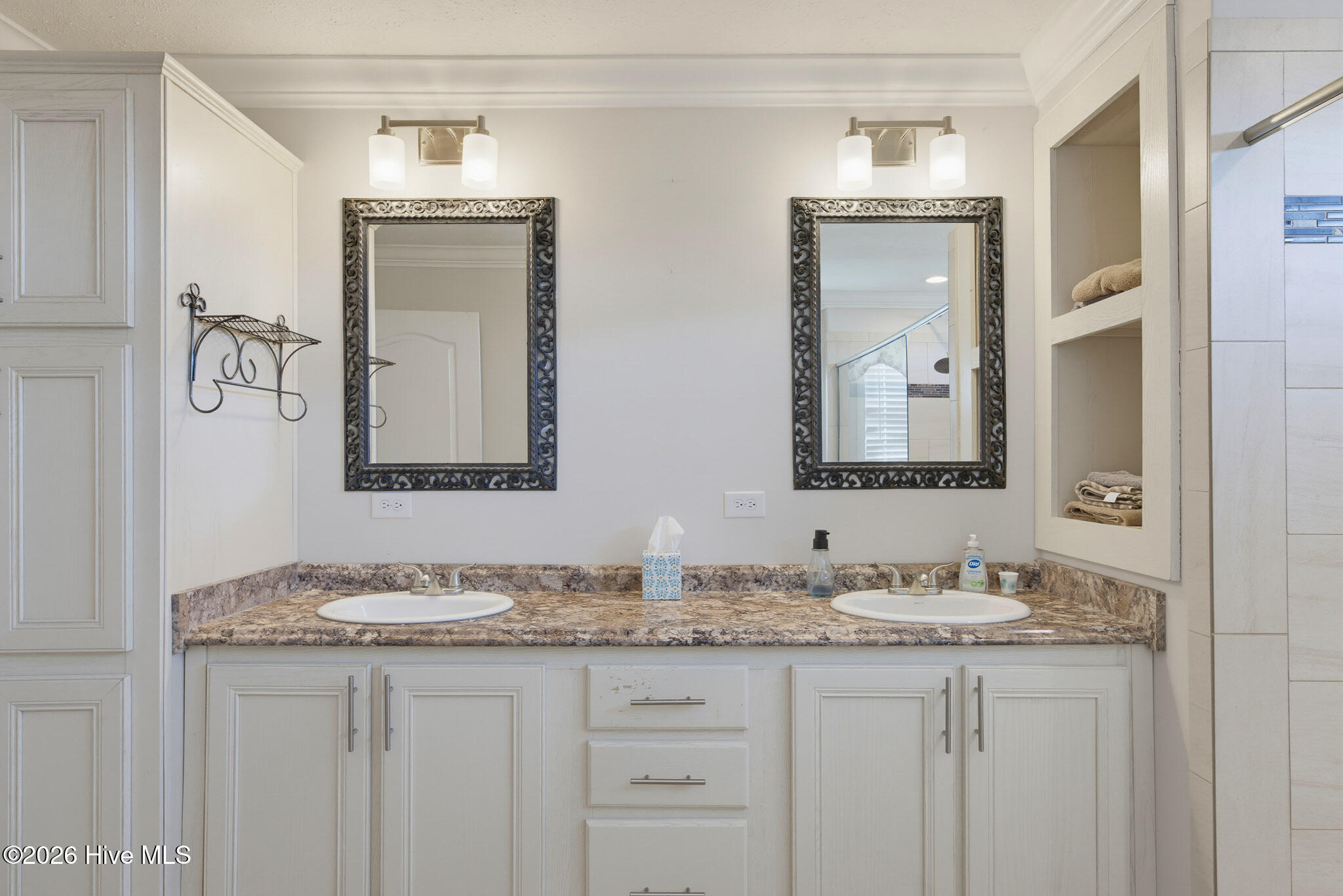 1406 White Oak River Road