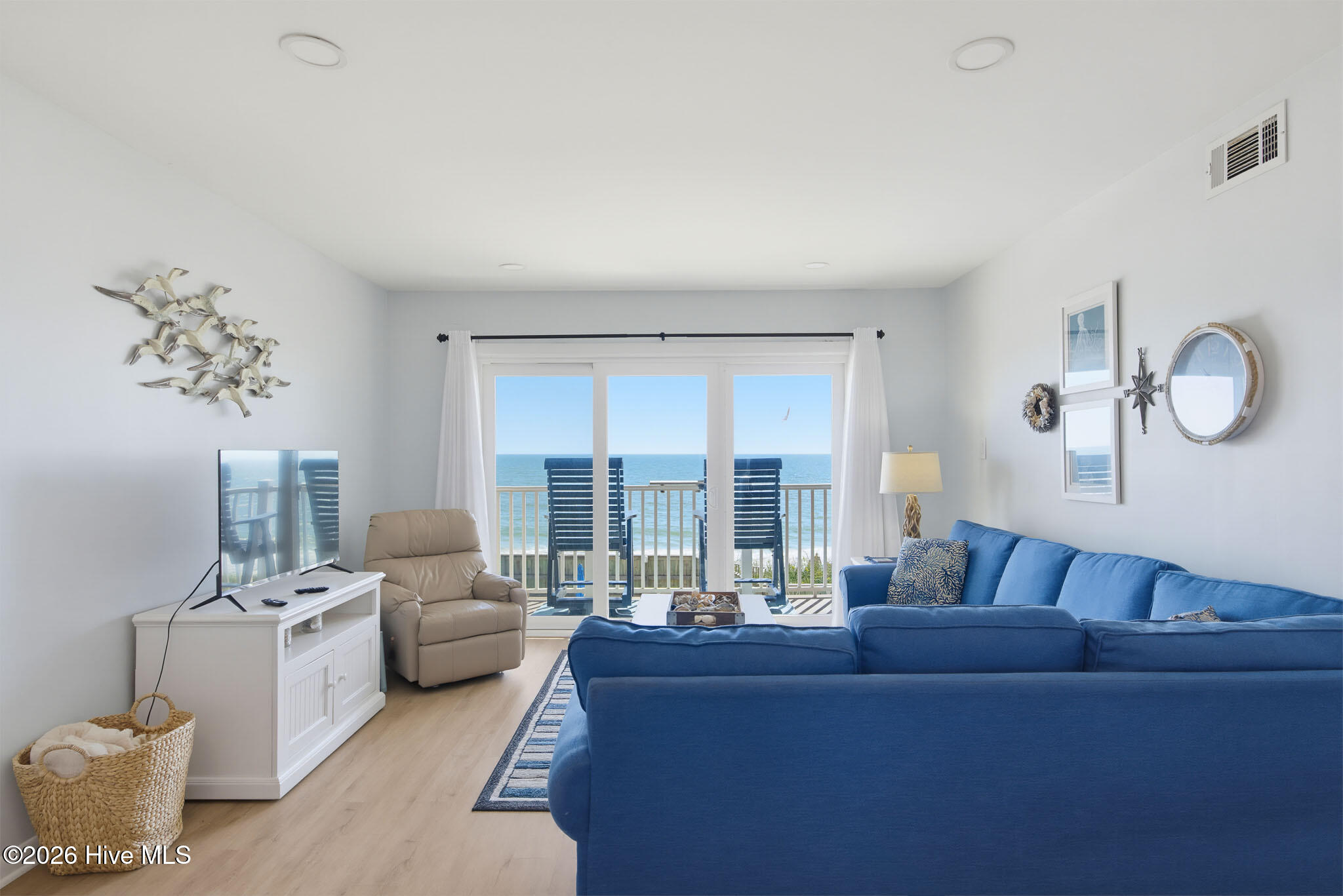 1840 New River Inlet Road 2203
