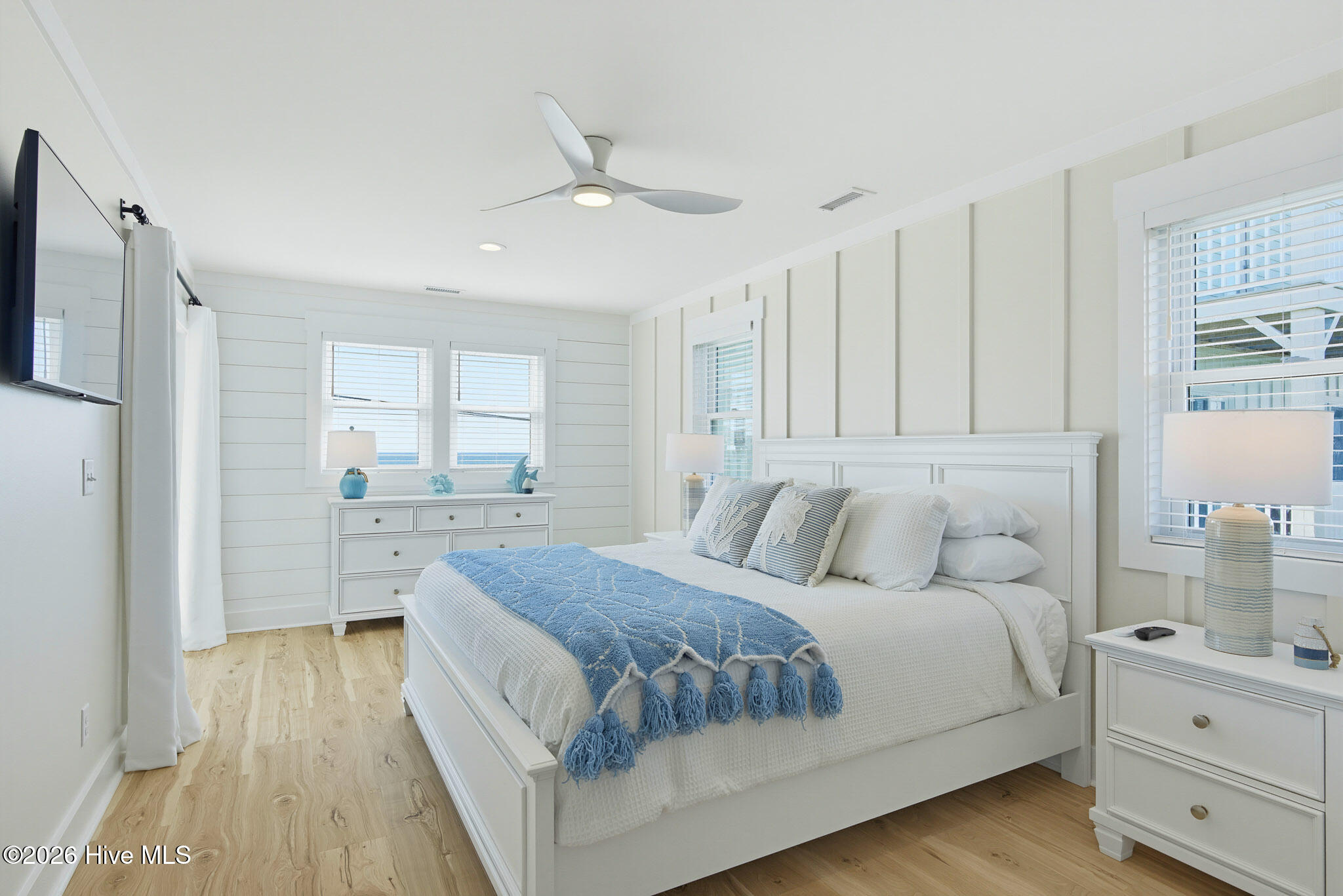 1121 New River Inlet Road Road