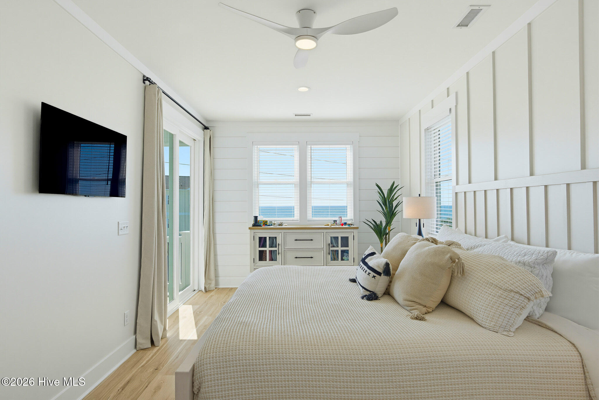 1121 New River Inlet Road Road