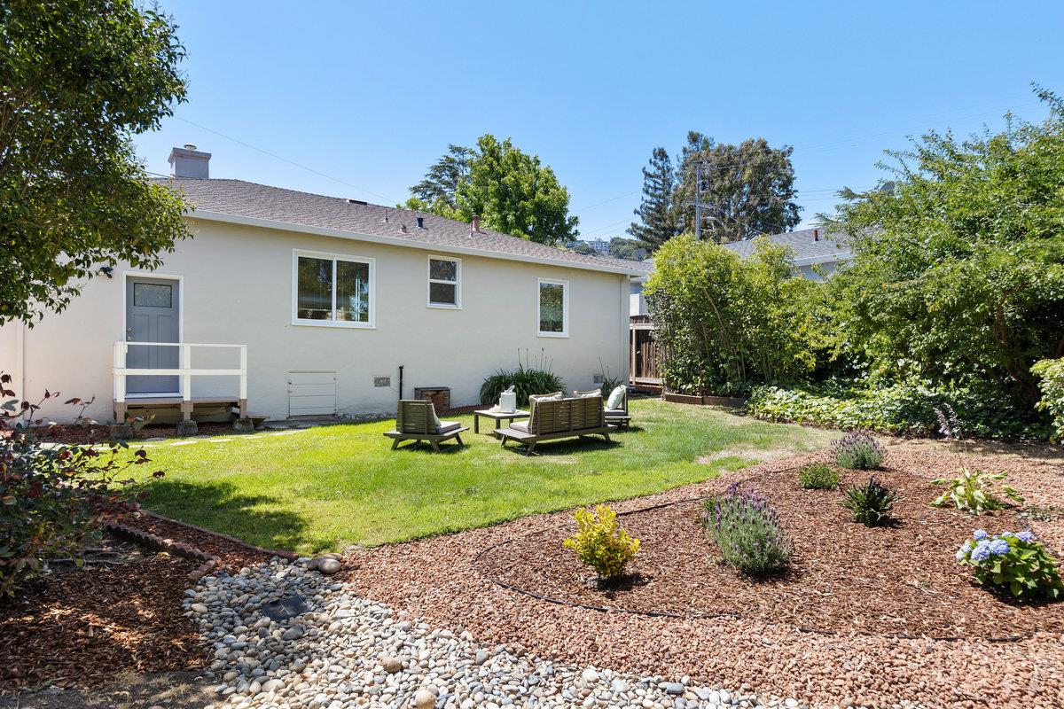 128 Darcy AVE