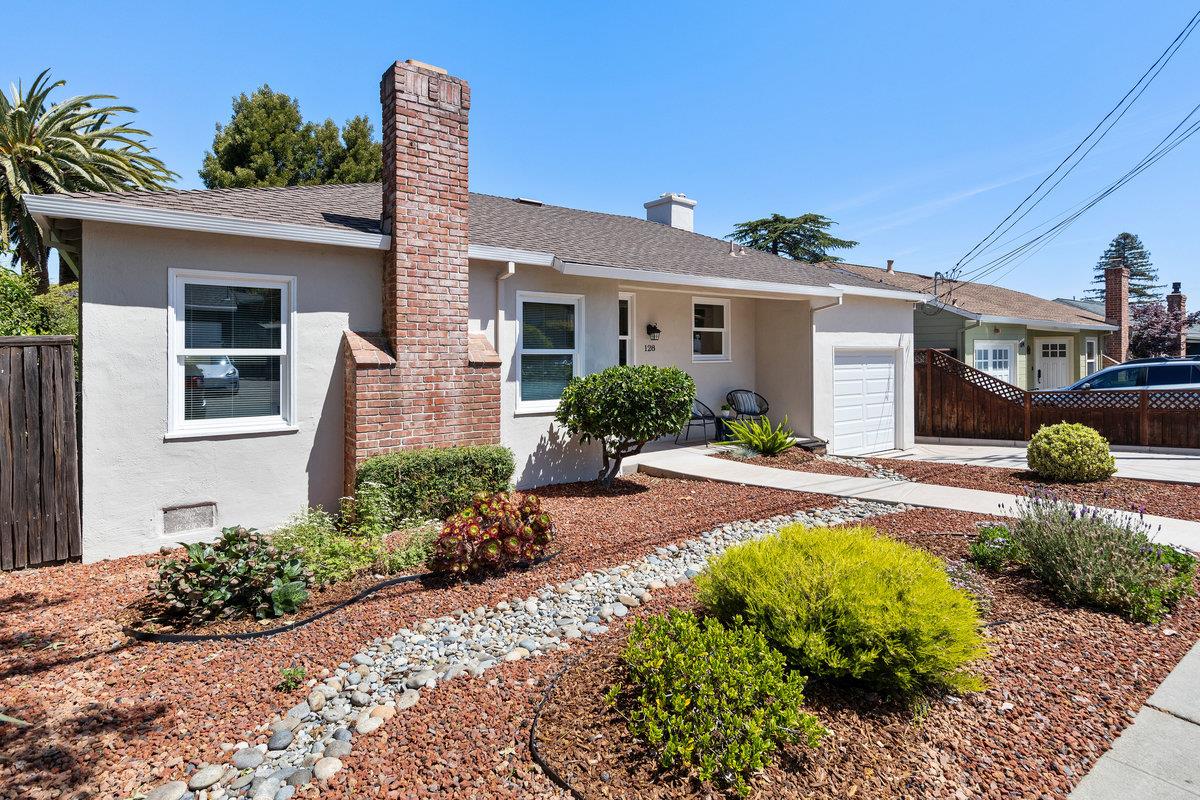 128 Darcy AVE