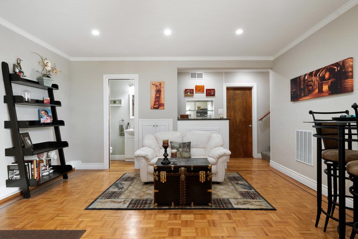 356 King Drive