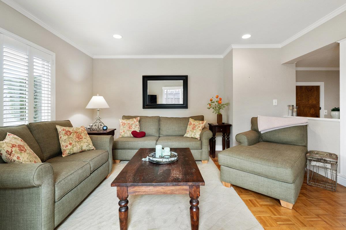 356 King Drive