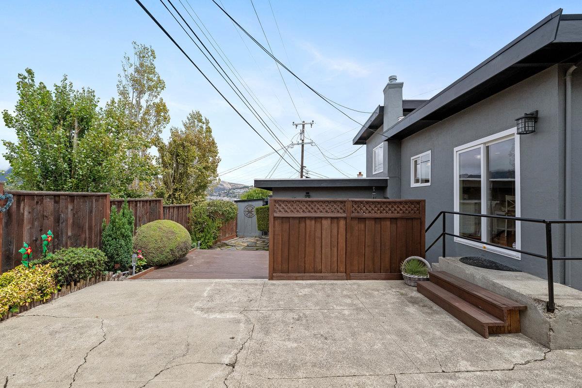 356 King Drive