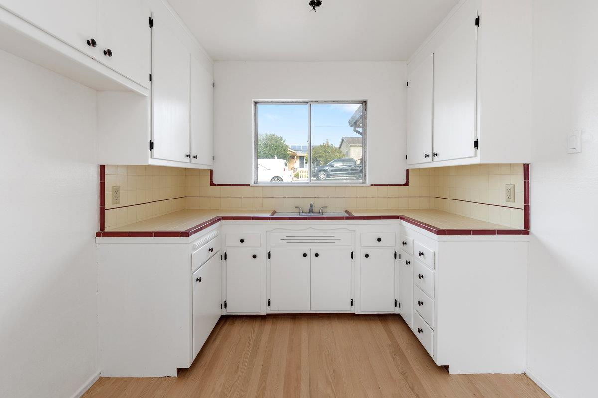 831-841 Santa Lucia Avenue