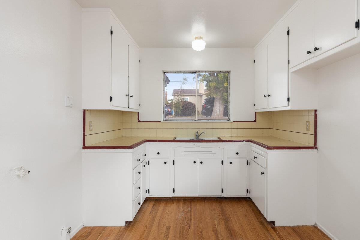 831-841 Santa Lucia Avenue