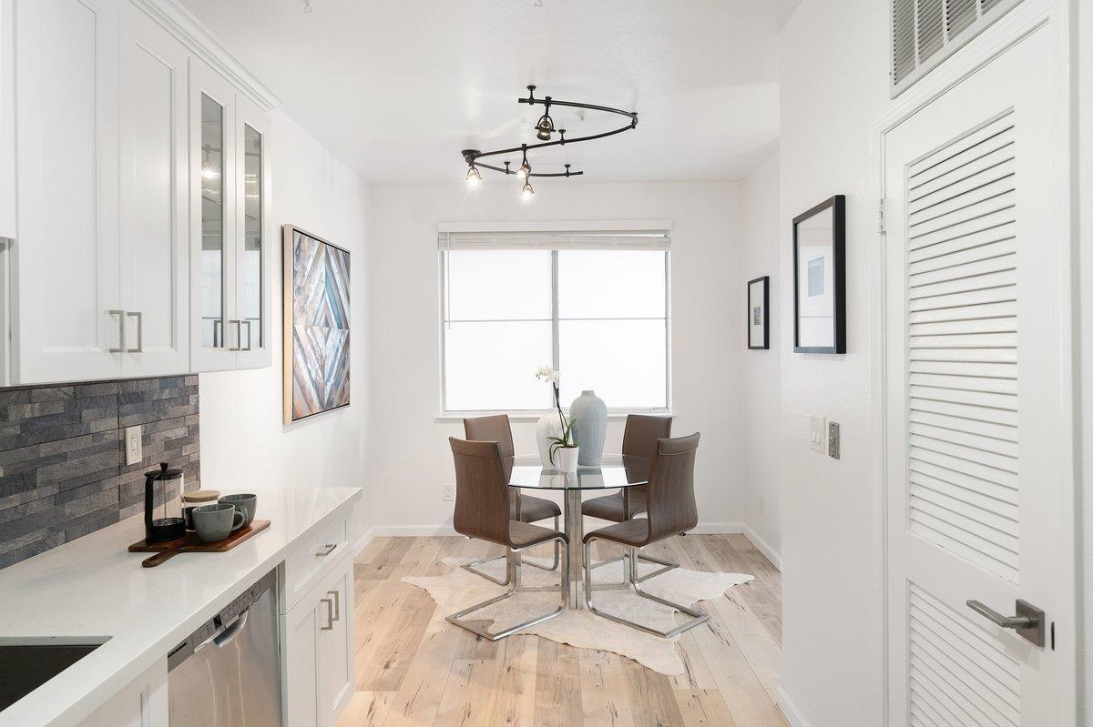 453 Cork Harbour Circle E