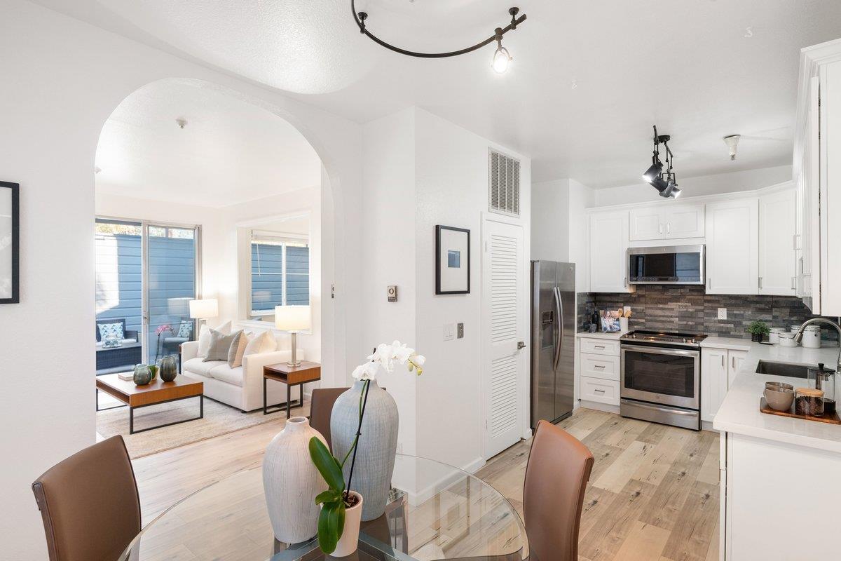 453 Cork Harbour Circle E