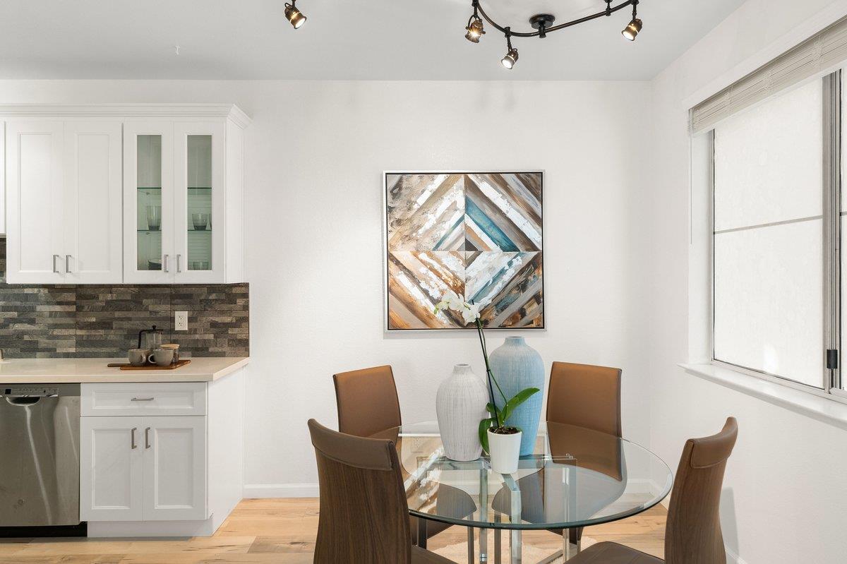 453 Cork Harbour Circle E