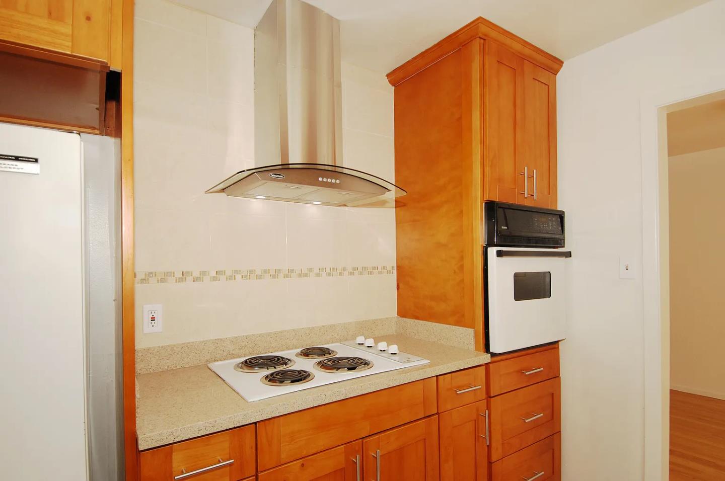 906-908 Haddon Drive