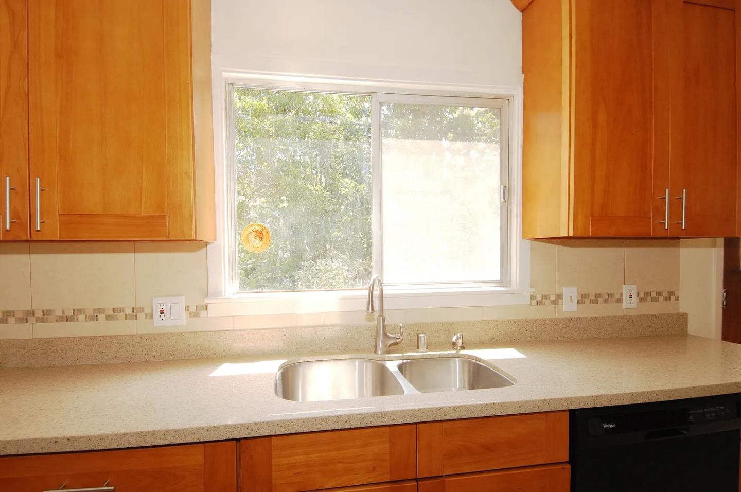 906-908 Haddon Drive