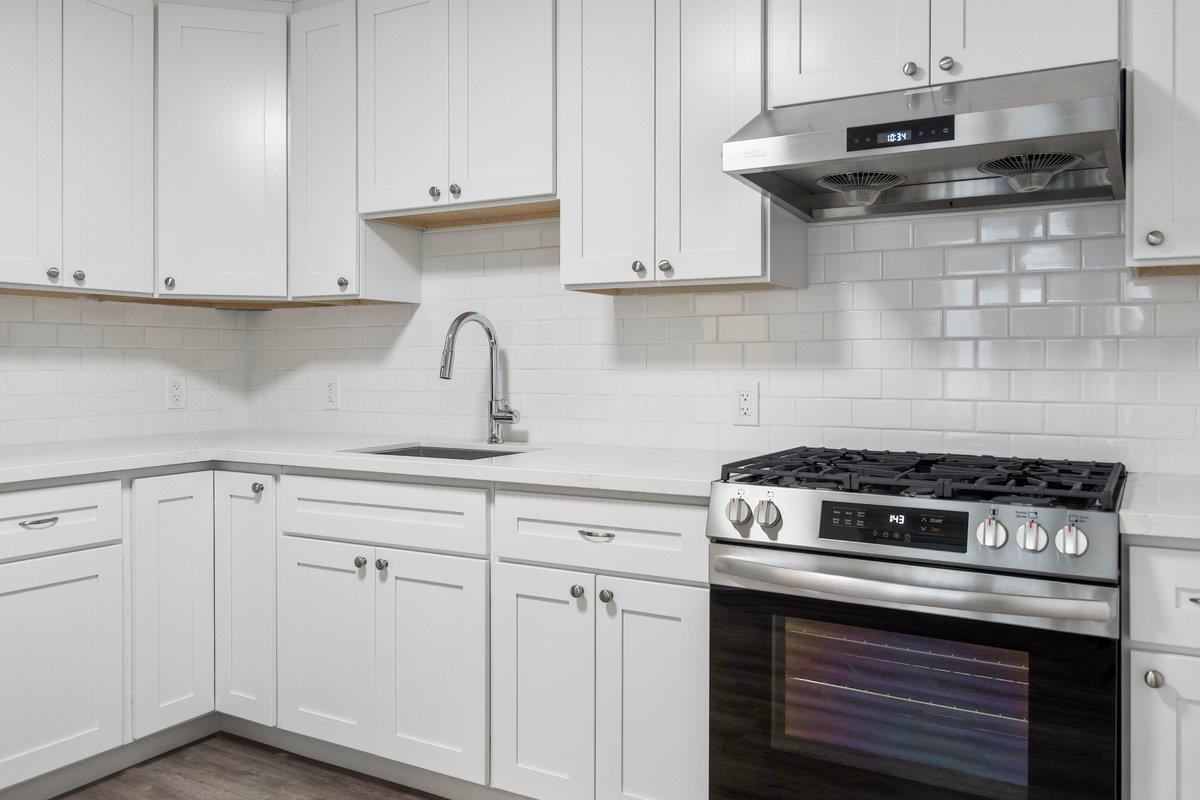 119 East Moltke Street