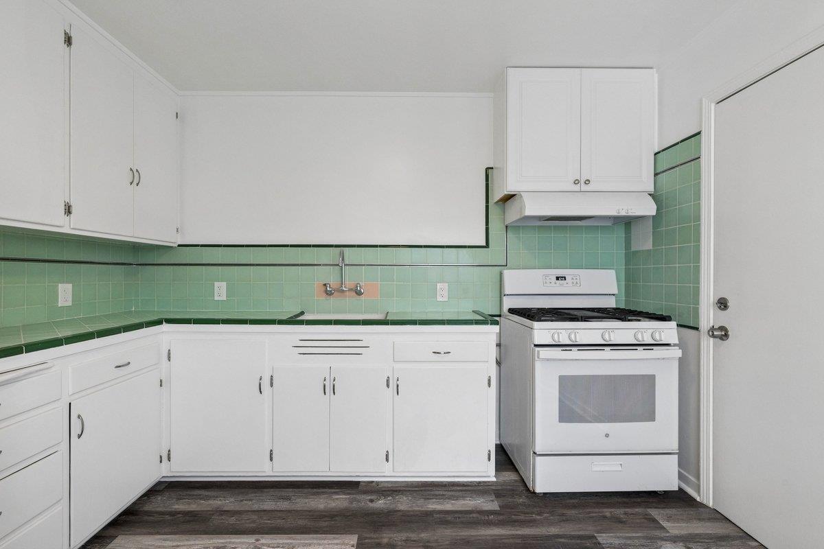 119 East Moltke Street