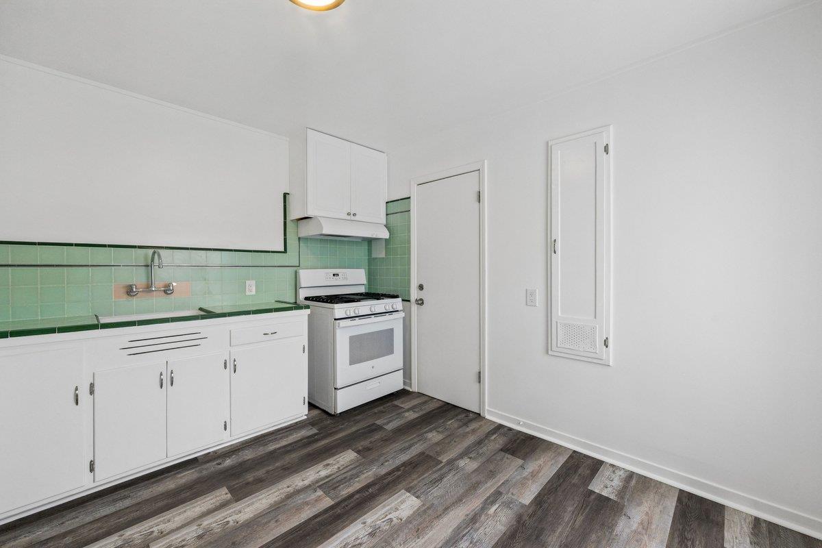 119 East Moltke Street