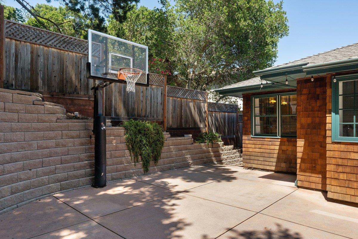 1336 Academy Court