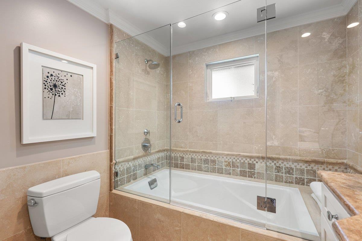 3011 Greenoak Court
