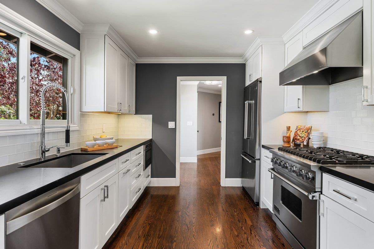 3011 Greenoak Court