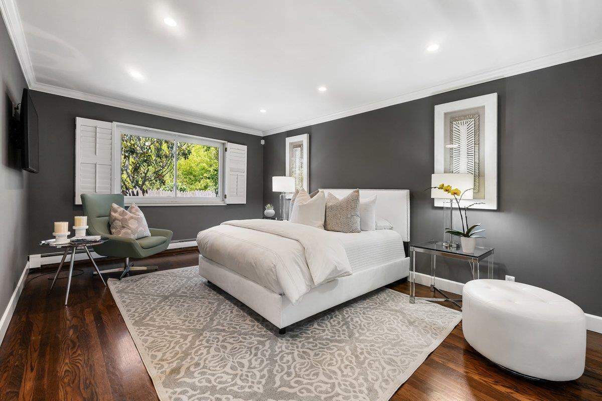 3011 Greenoak Court