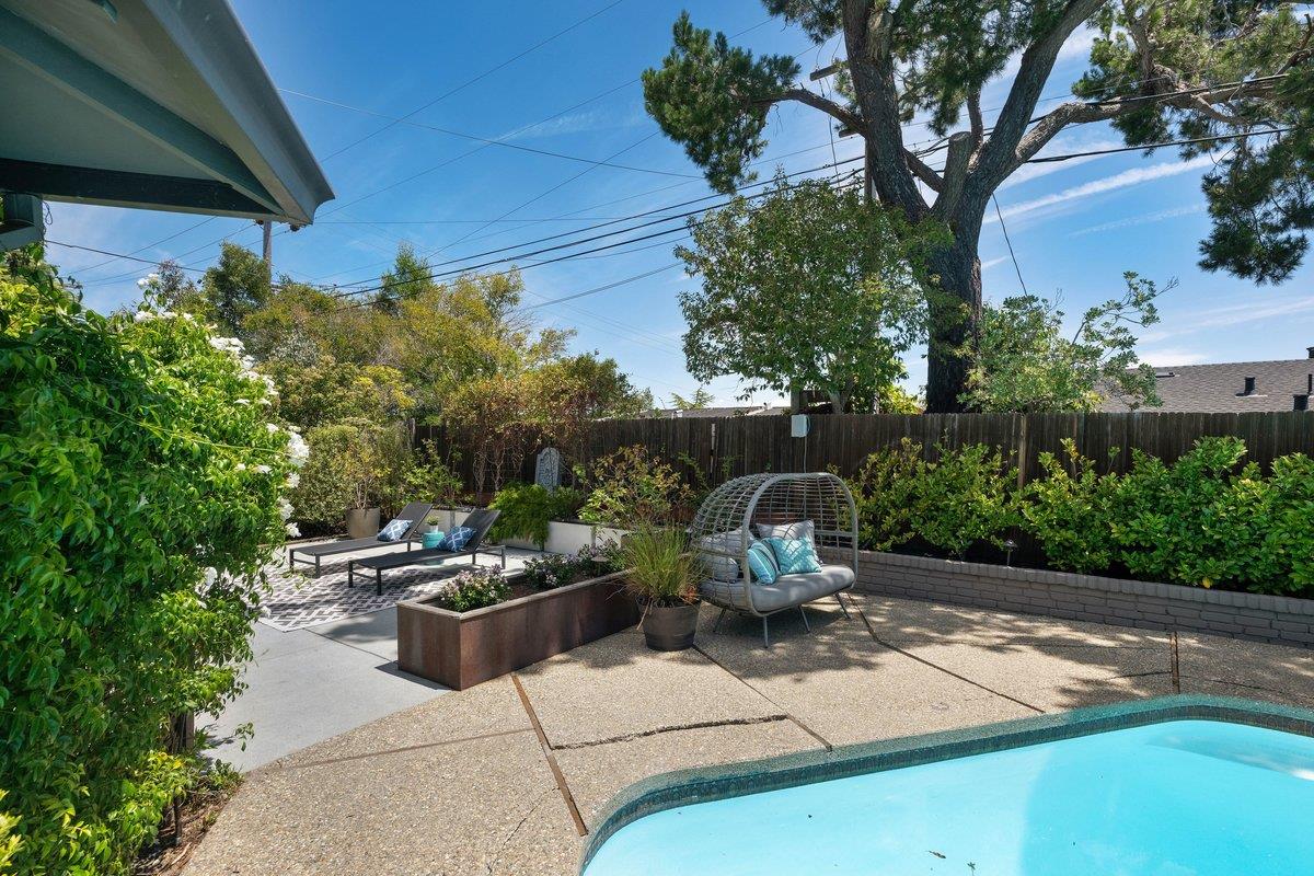 3011 Greenoak Court