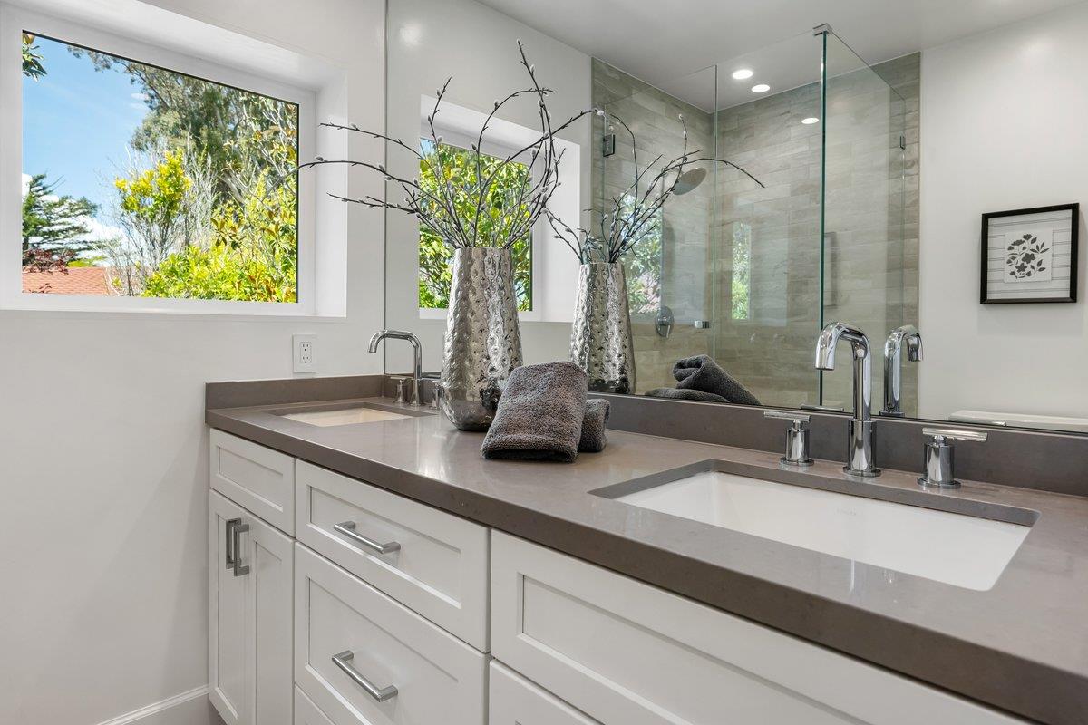 3011 Greenoak Court