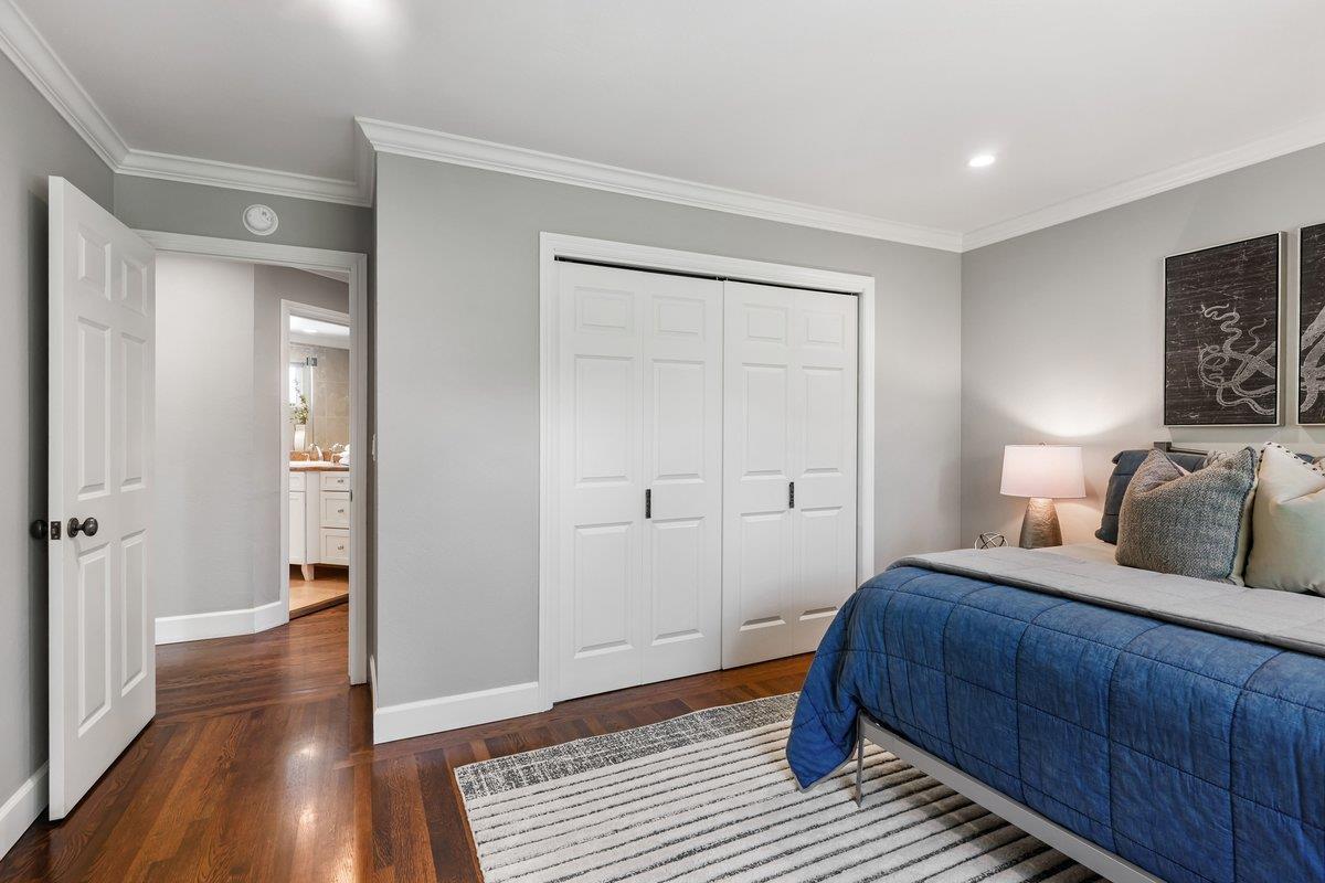 3011 Greenoak Court
