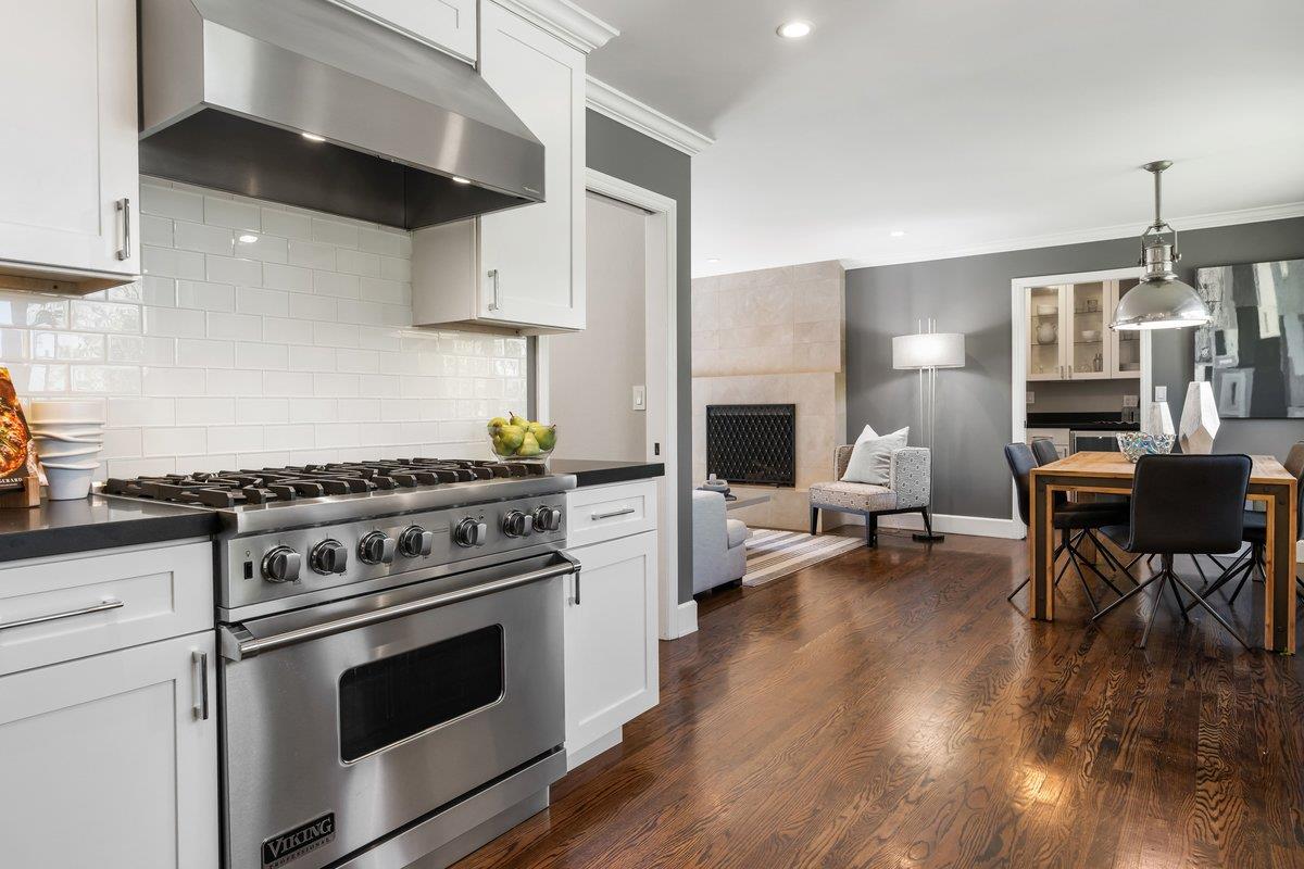 3011 Greenoak Court