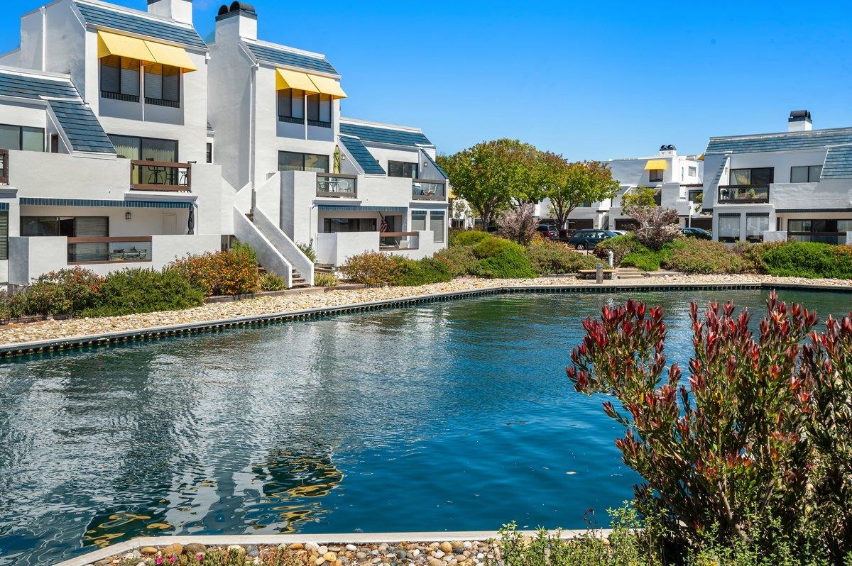 601 Portofino Lane