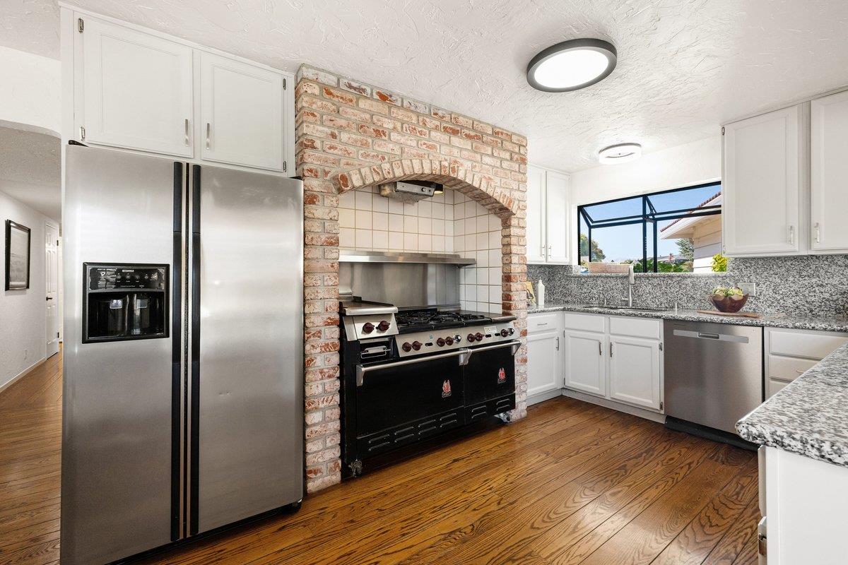 8 Toledo CT