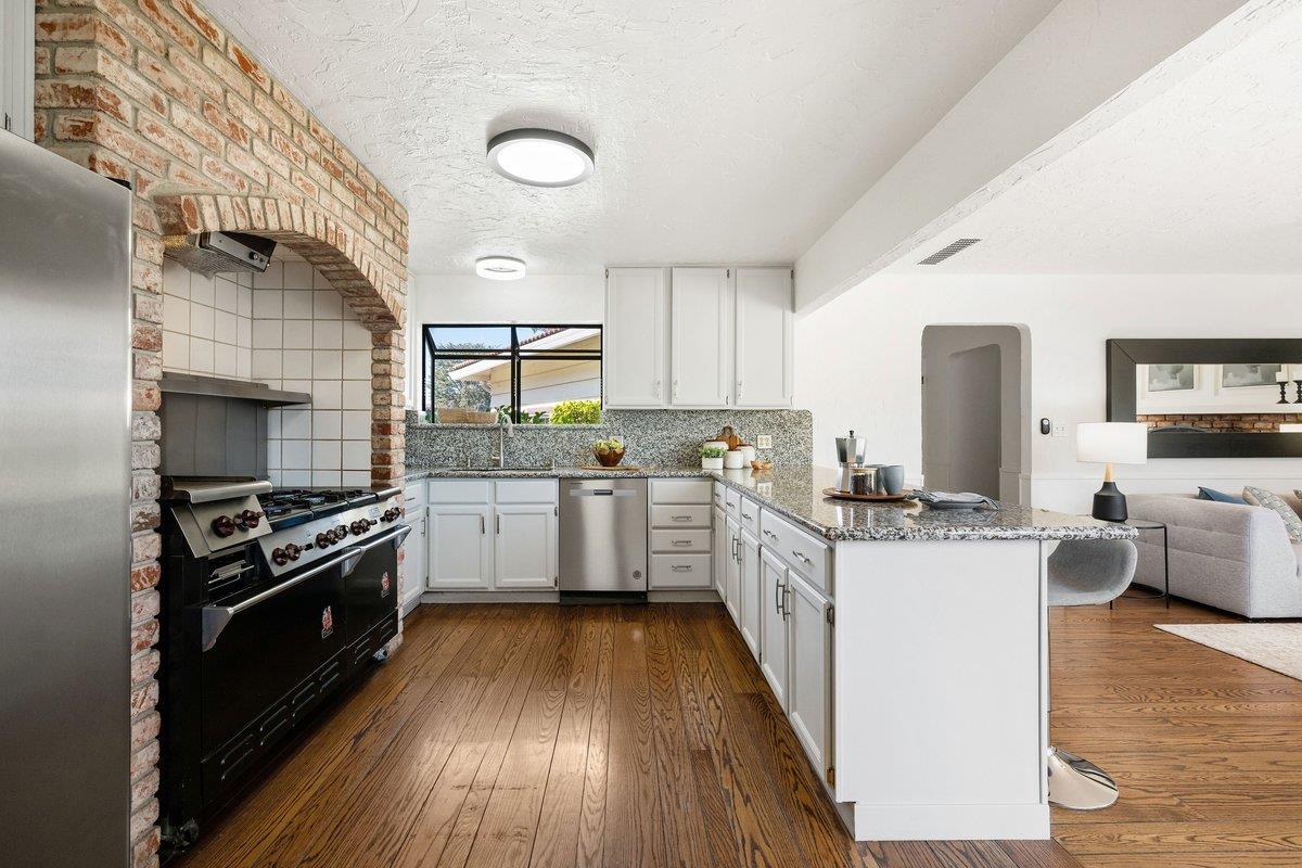 8 Toledo CT