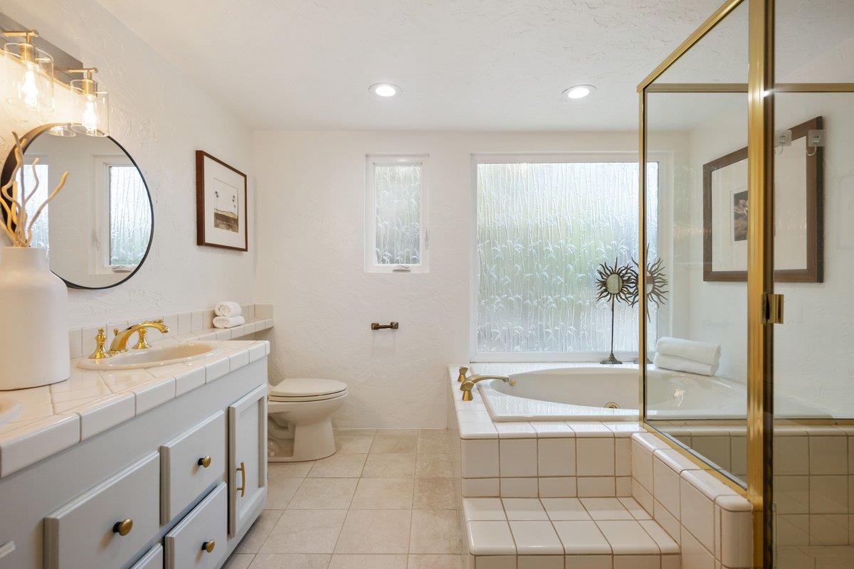 8 Toledo CT