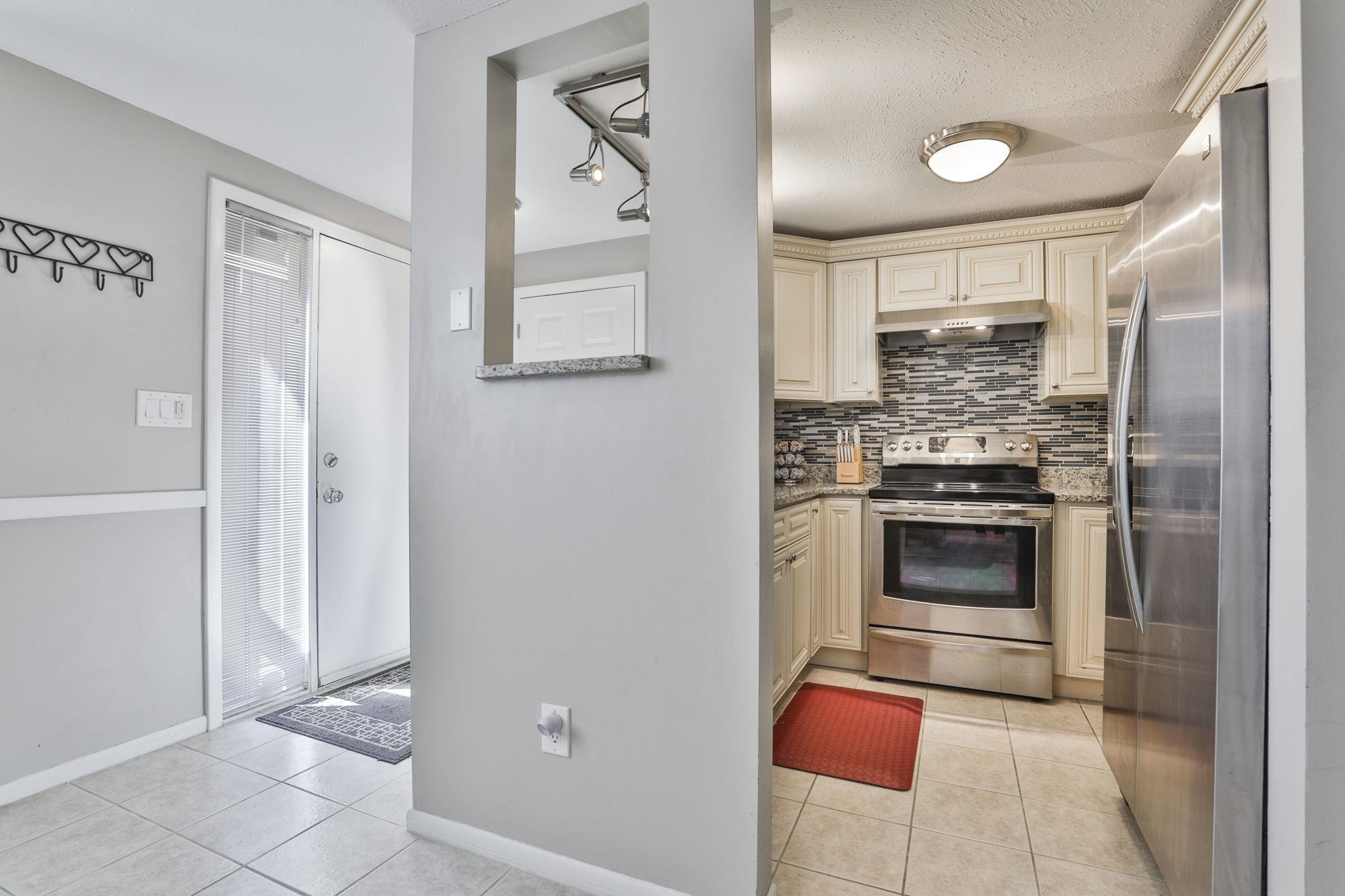 30 Silverton Drive