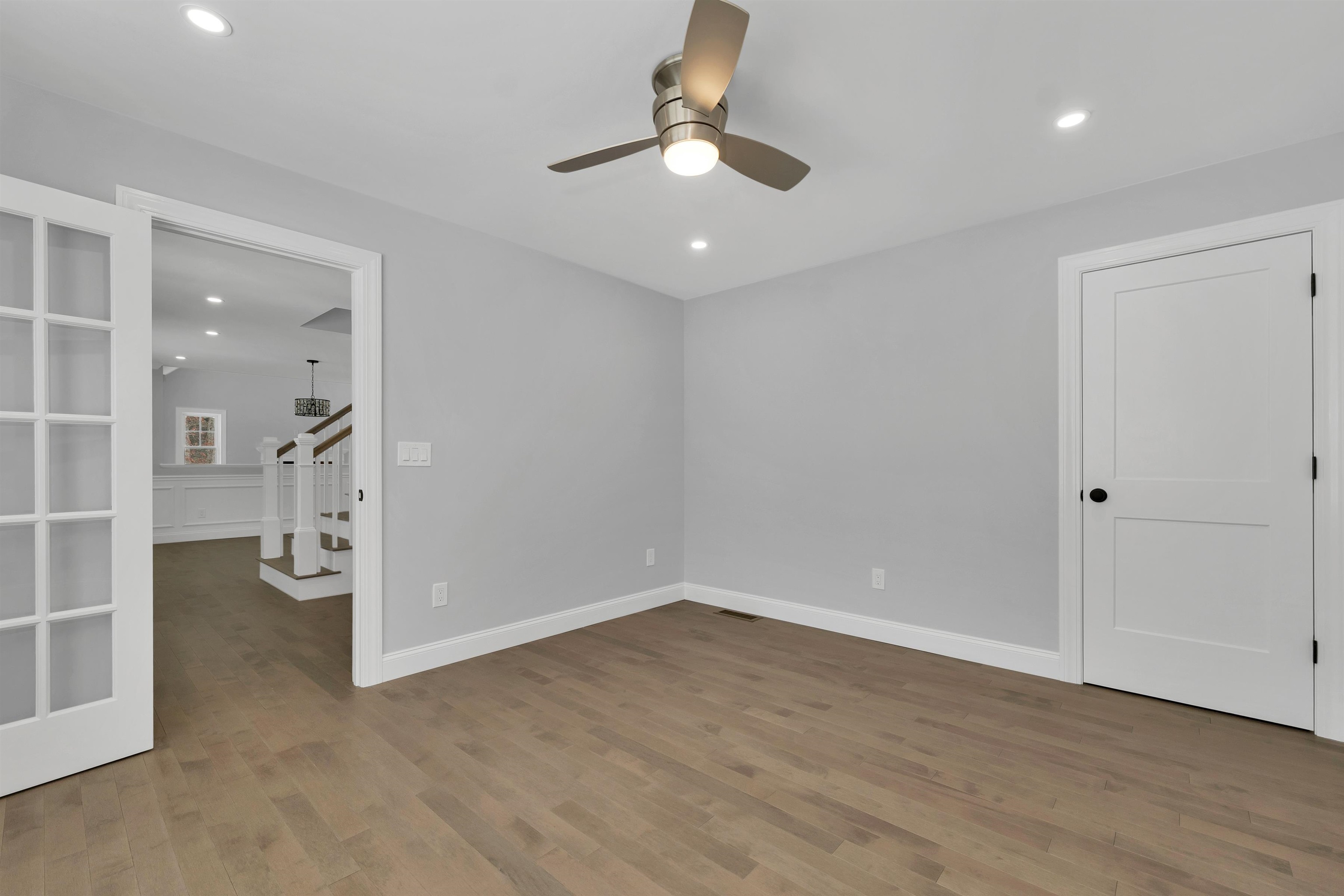 125 Laurel Road Unit: 33