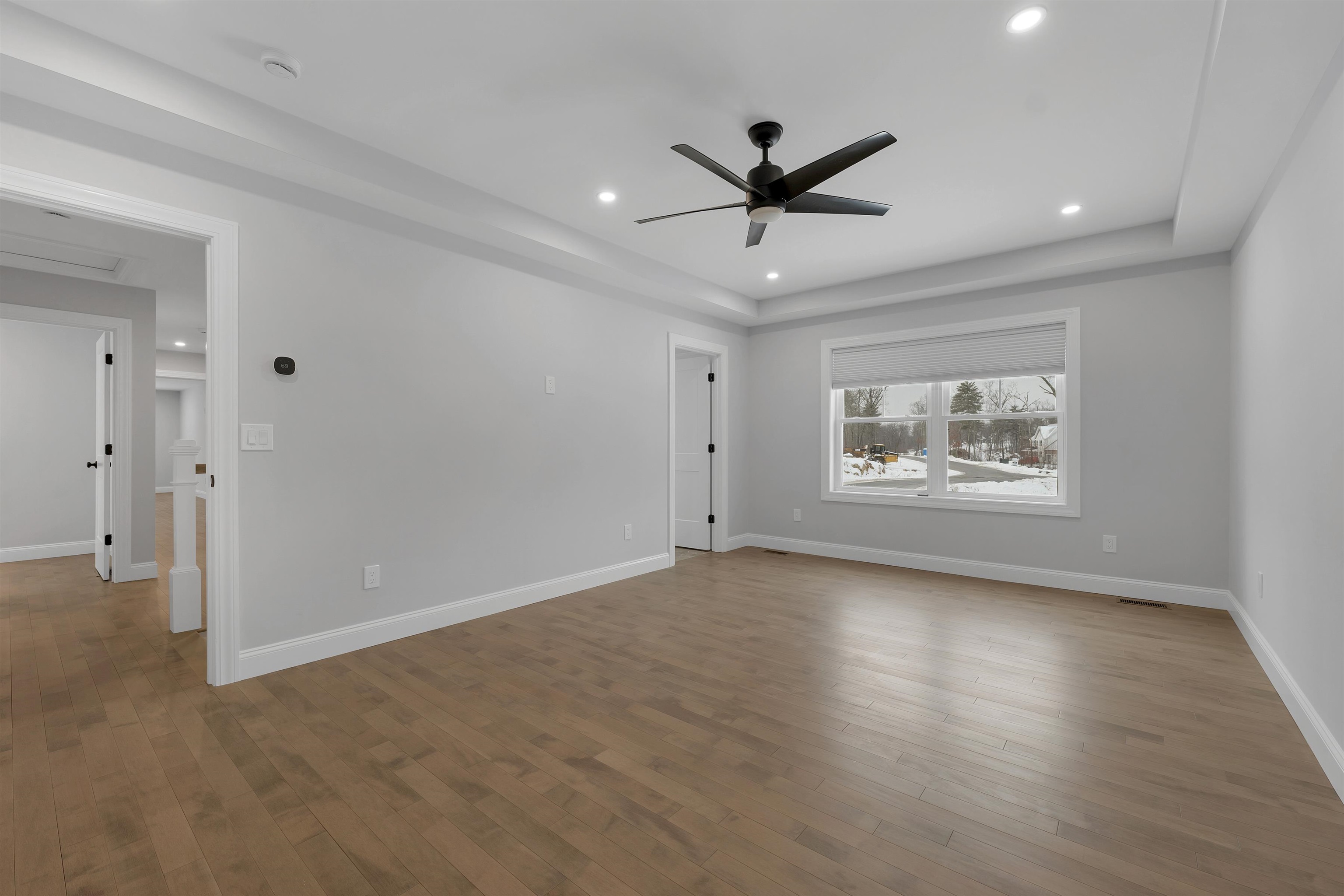 125 Laurel Road Unit: 33