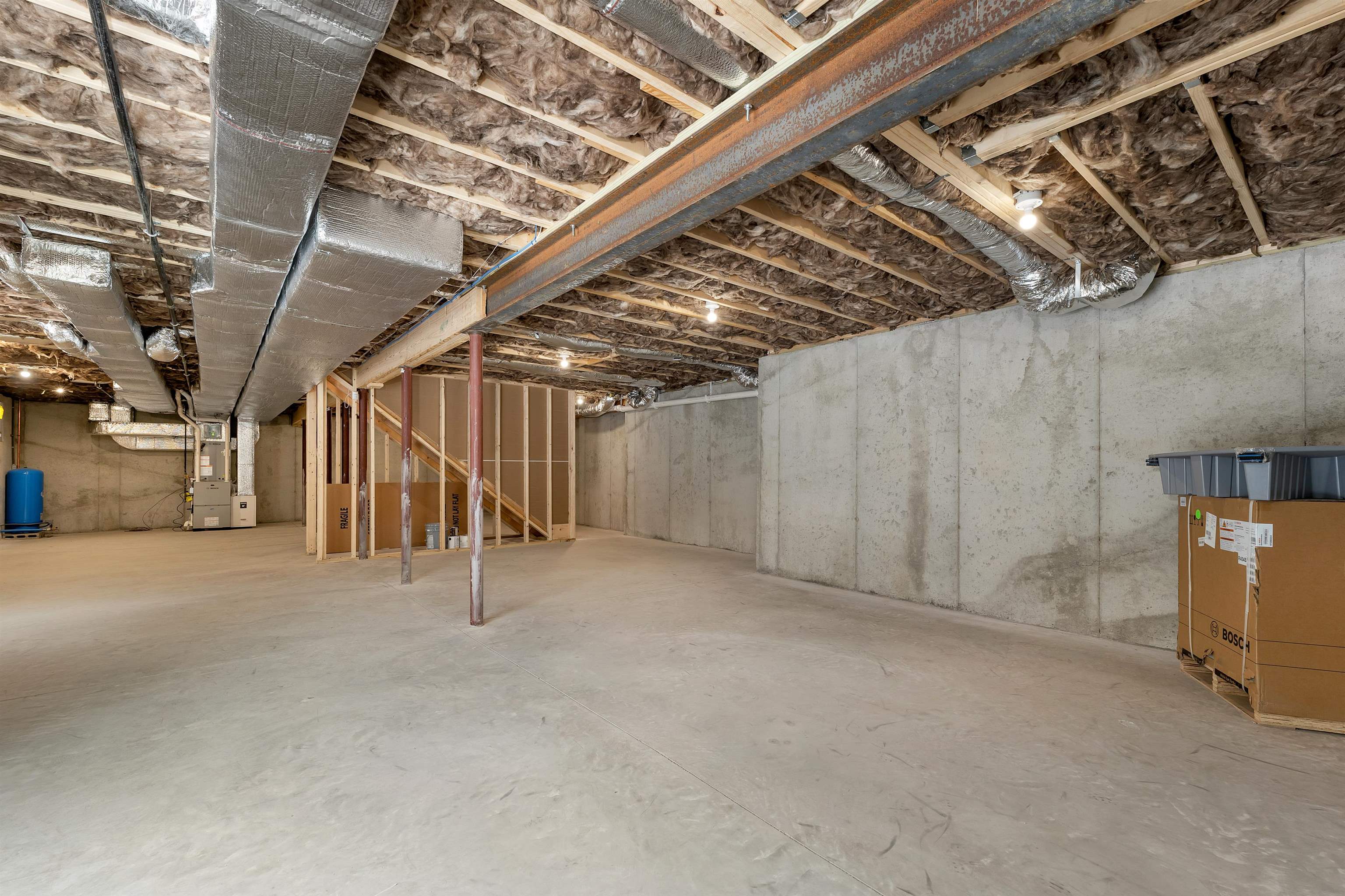 125 Laurel Road Unit: 33