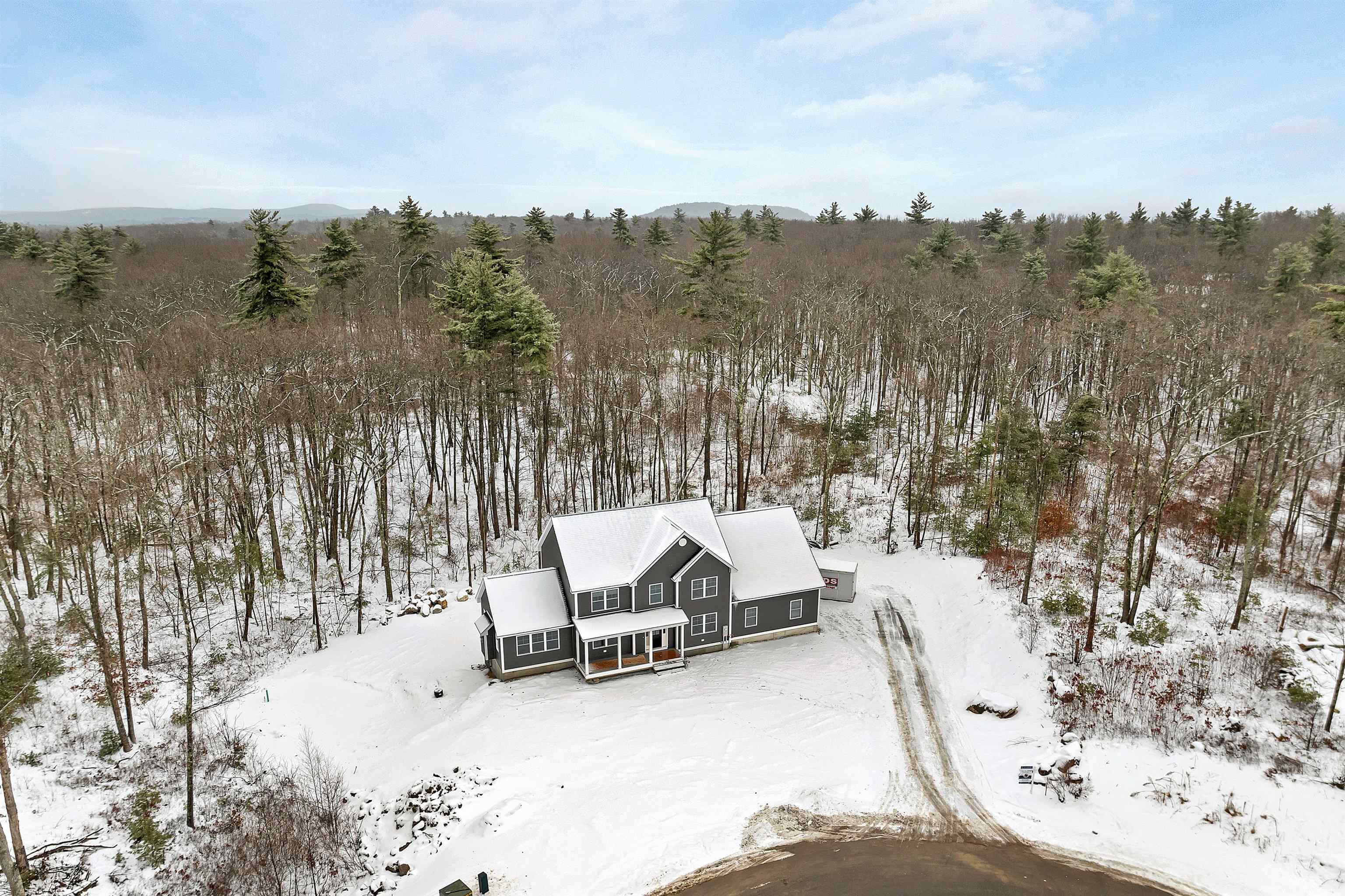 125 Laurel Road Unit: 33