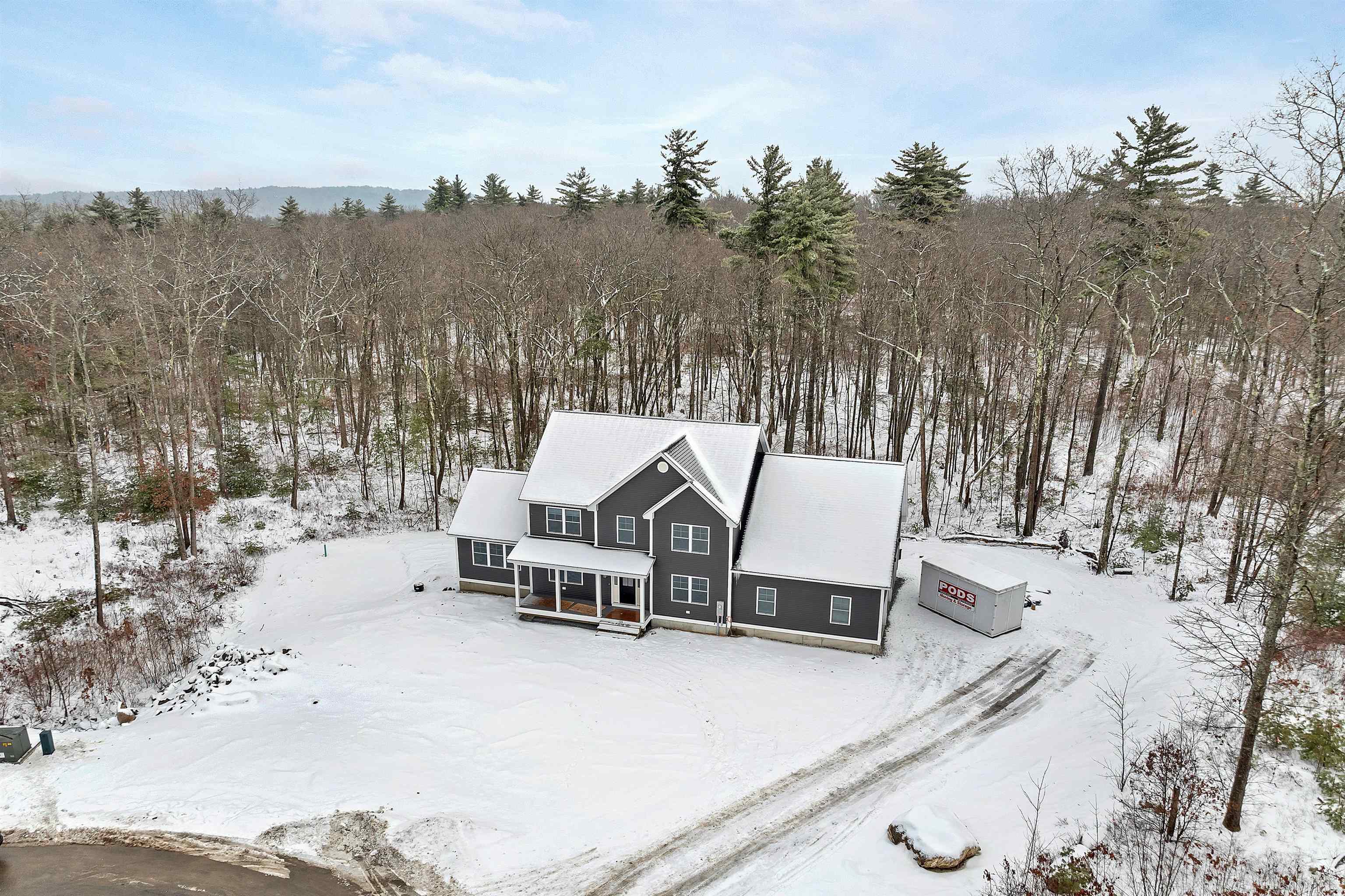 125 Laurel Road Unit: 33