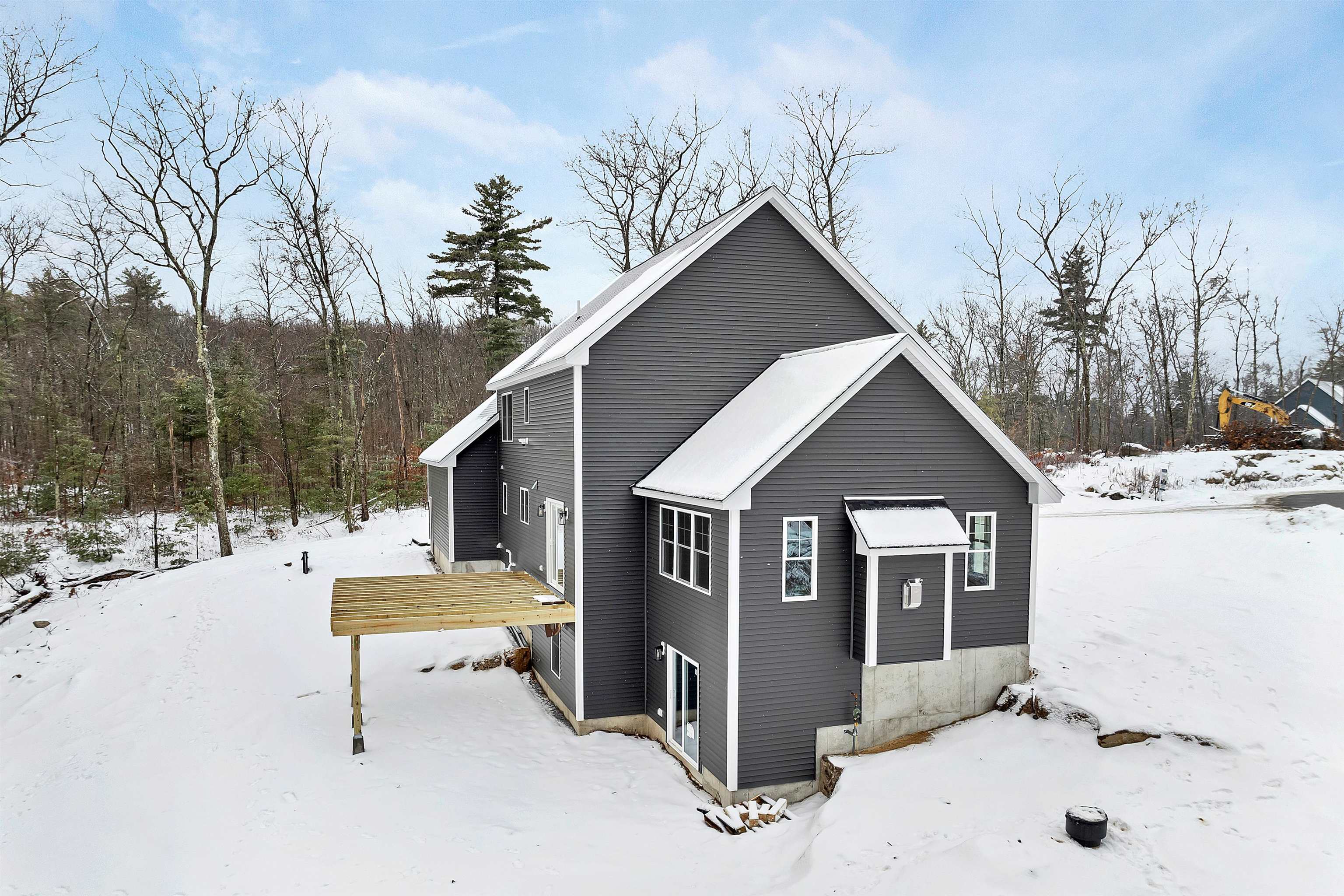 125 Laurel Road Unit: 33