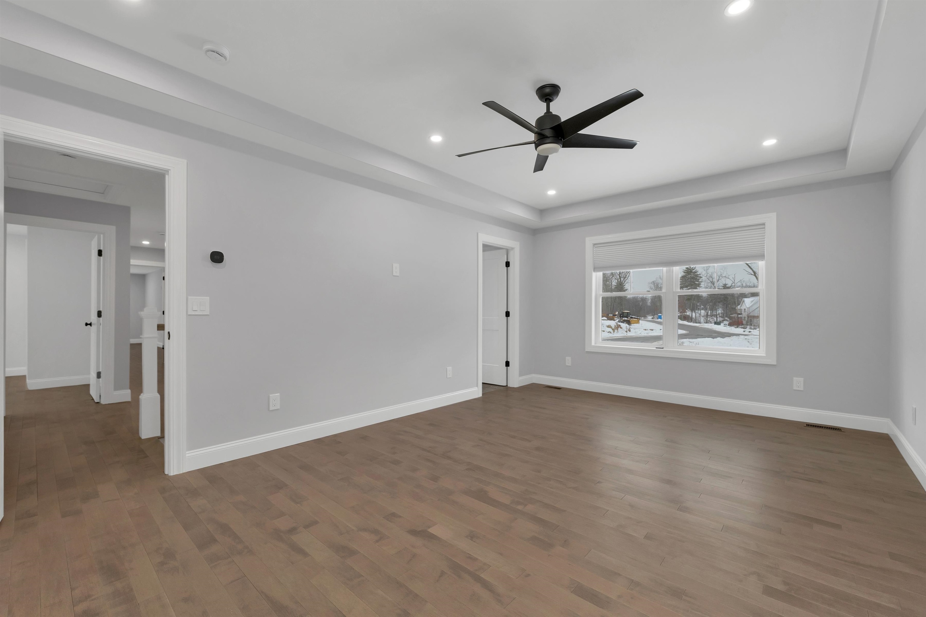 125 Laurel Road Unit: 33