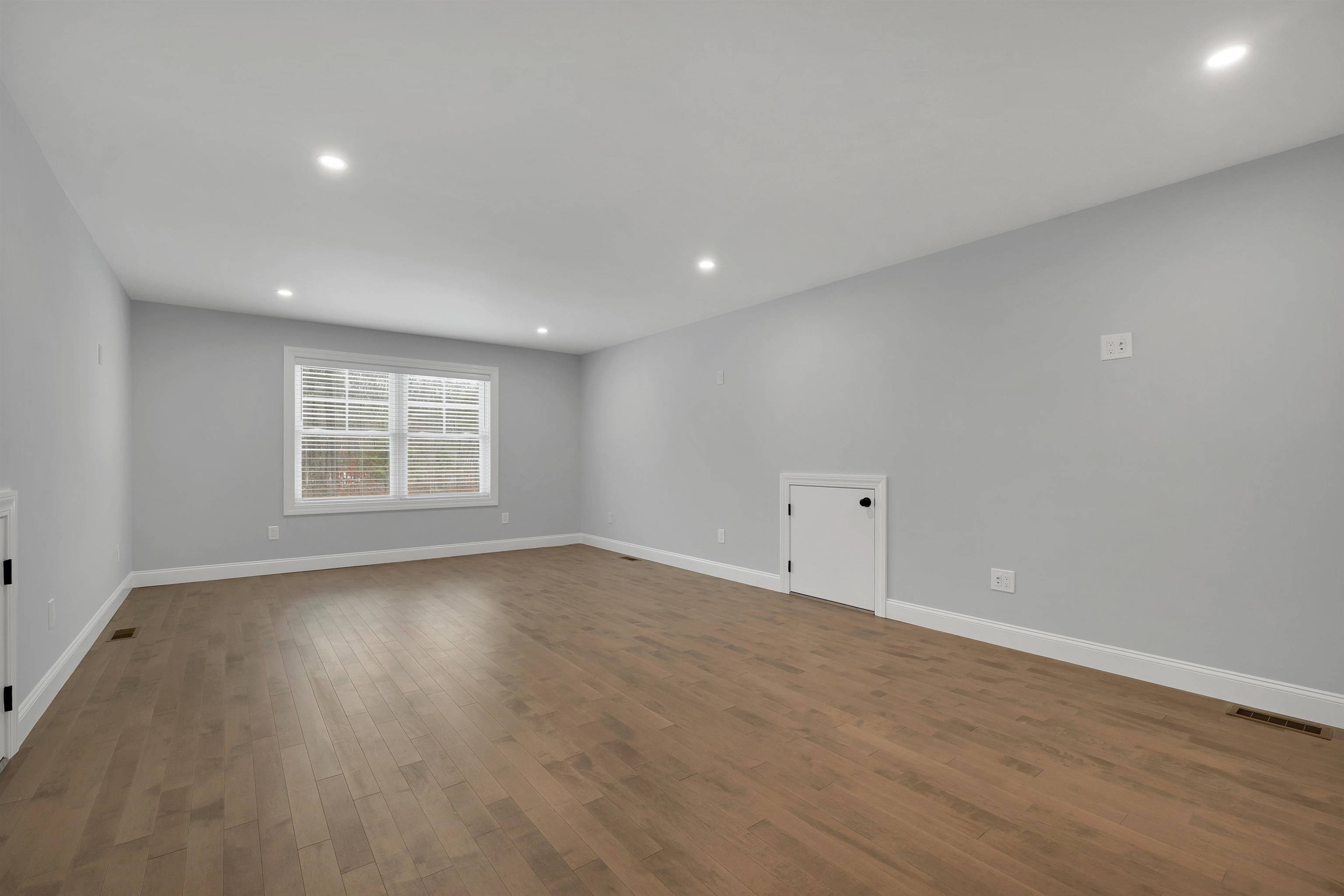 125 Laurel Road Unit: 33