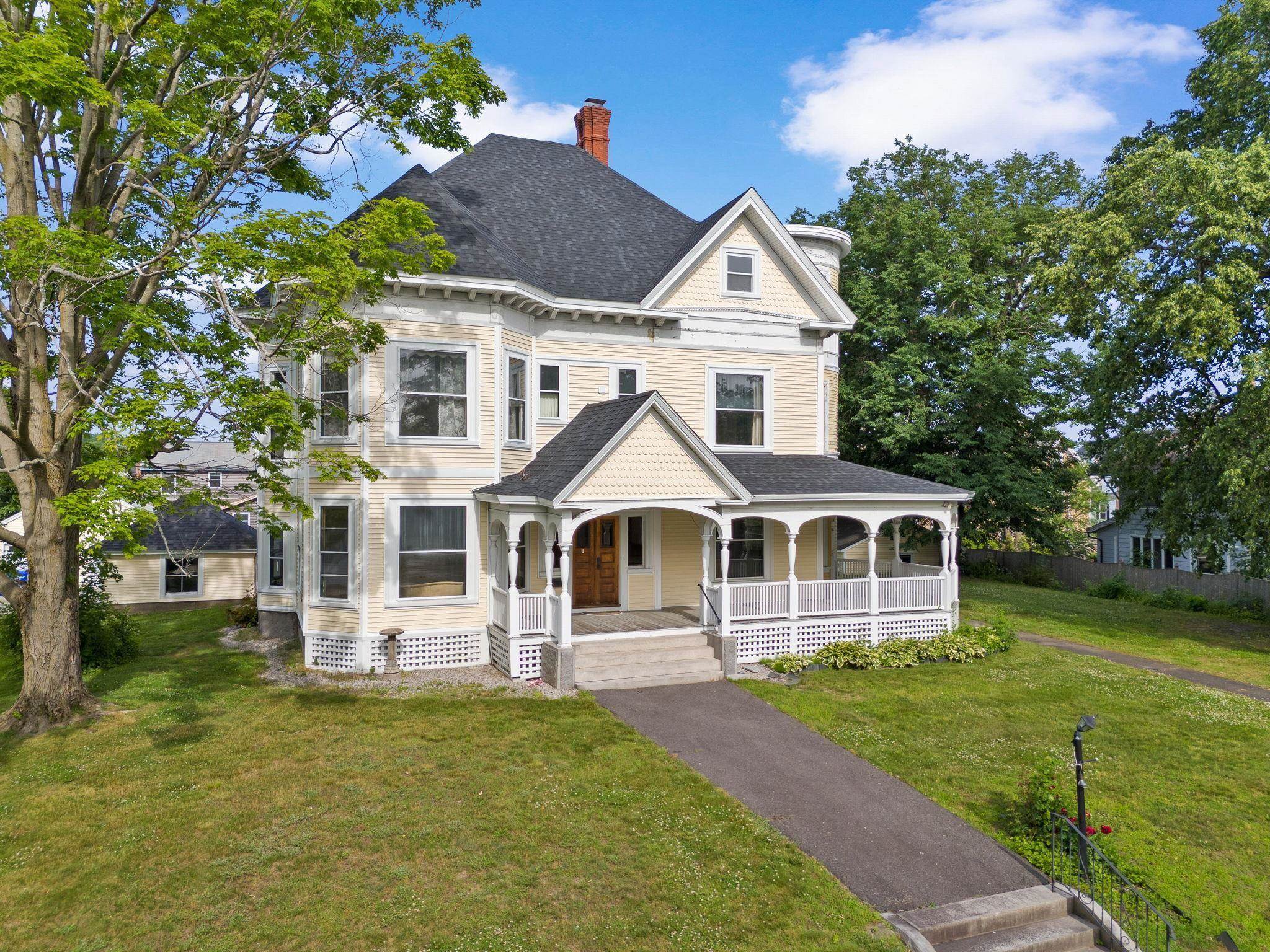 113 Bay Street