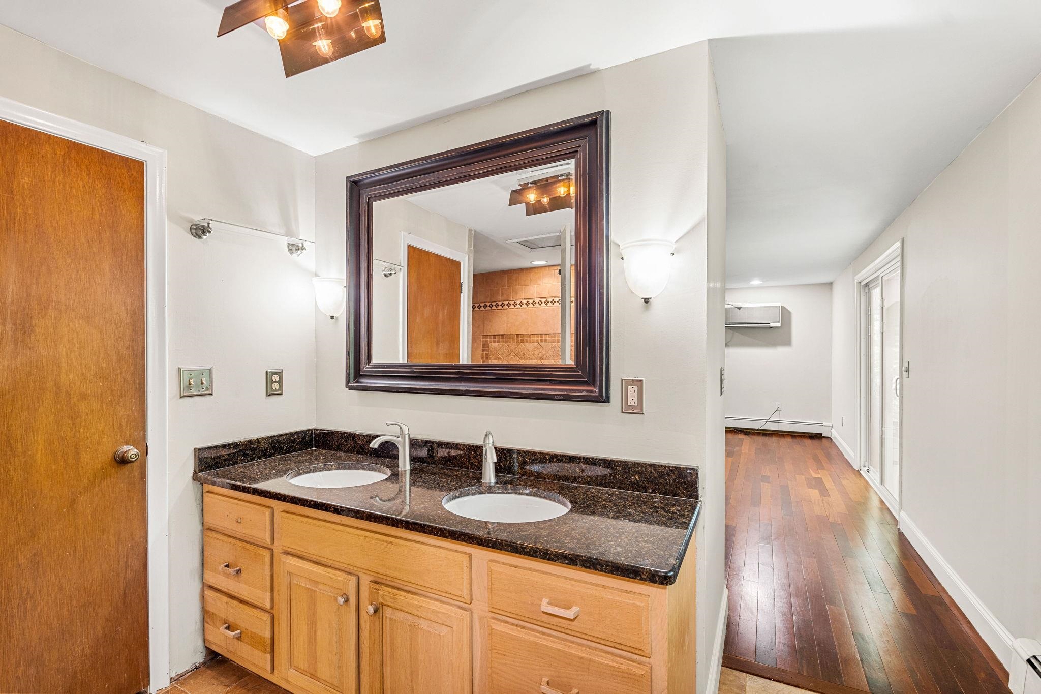 28 Olde Lantern Road