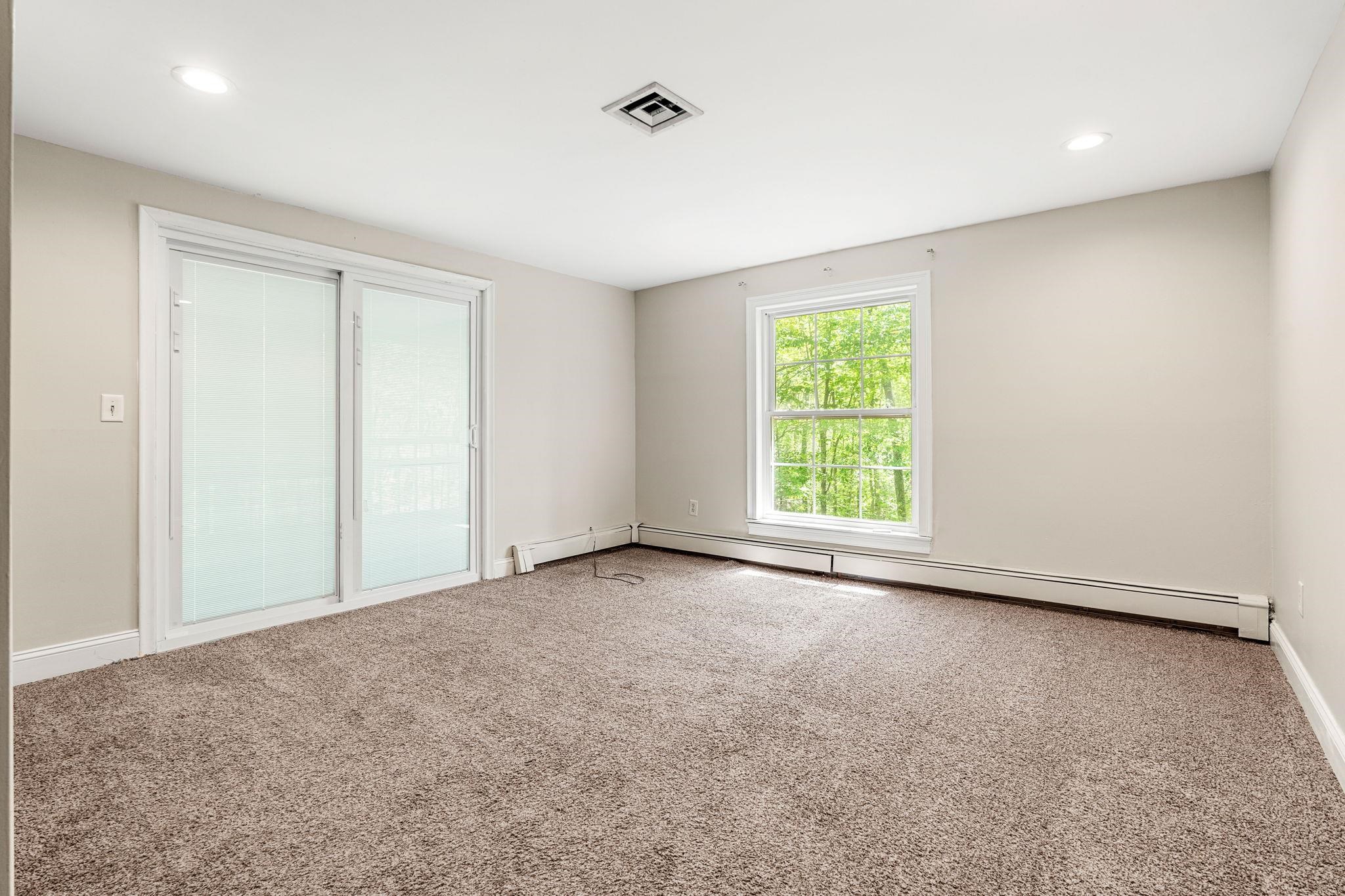 28 Olde Lantern Road