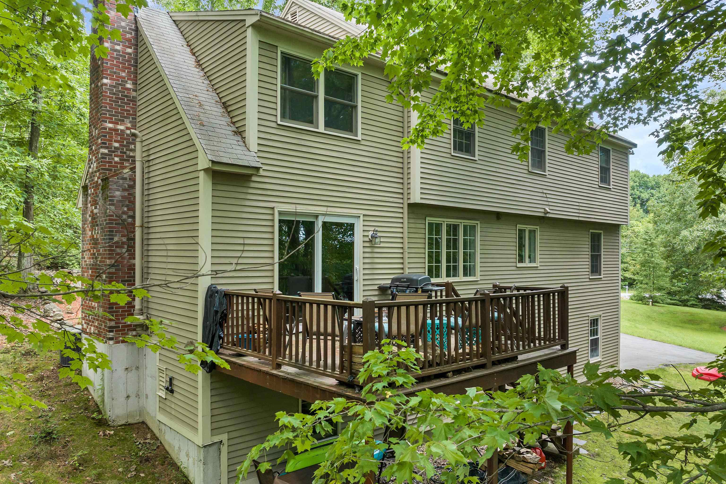 91 Deacon Lane