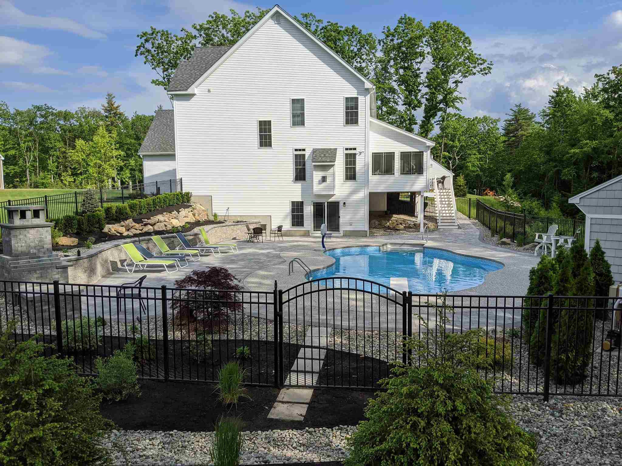 24 Summer Lane